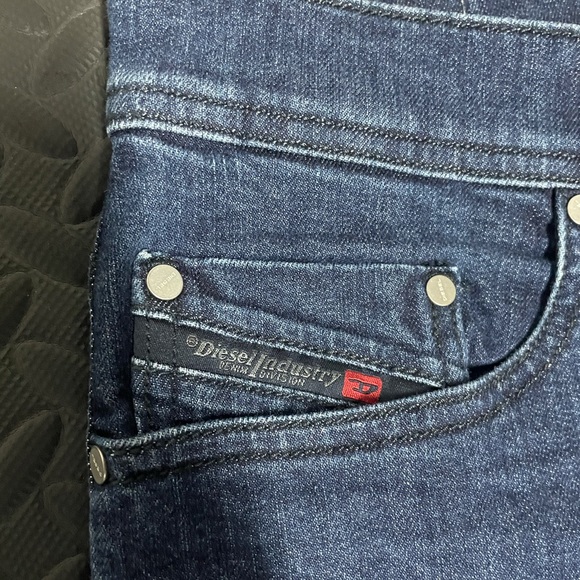 NWOT Diesel Tepphar slim carrot joggjean - Picture 5 of 5